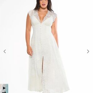 Elegant White Lace Maxi Dress